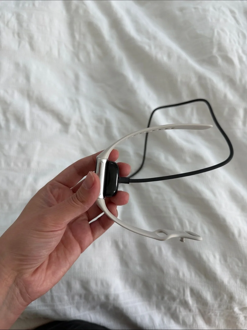 Fit bit off white band small